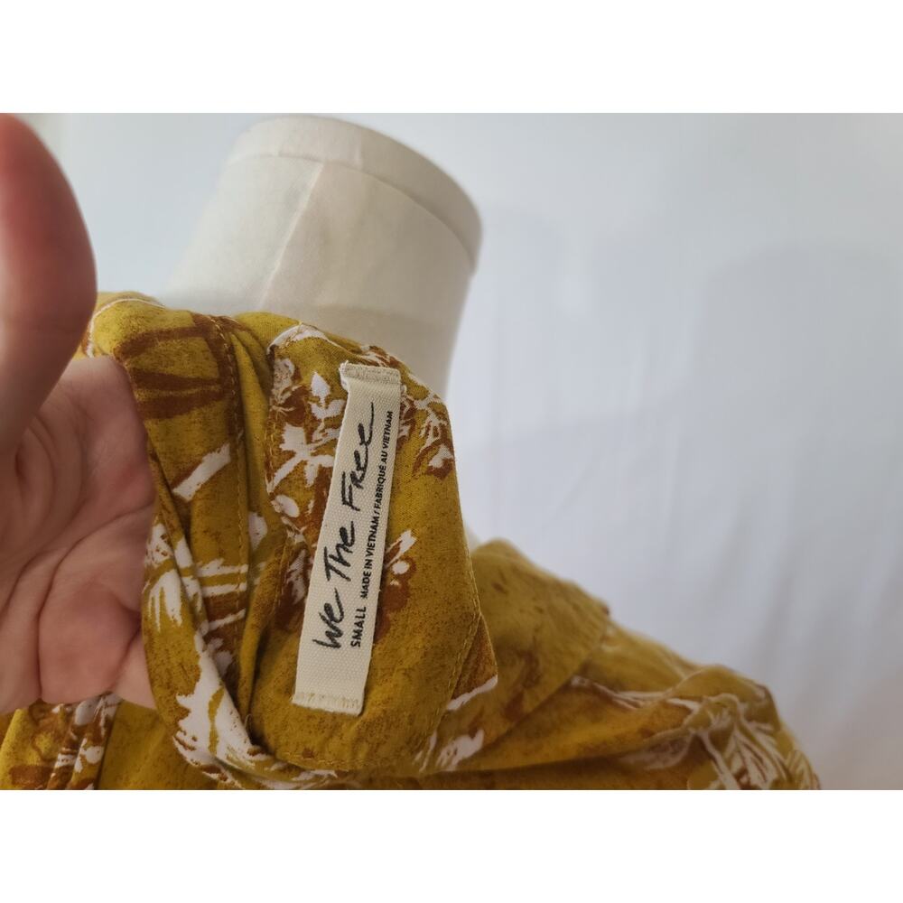 We The Free Mustard Yellow Floral It's A Vibe Oversized Blouse Top Small - Picture 7 of 7